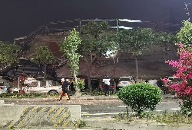 Tan hoang hiện trường sập khách sạn 5 tầng cách ly bệnh nhân COVID-19 Tan hoang hien truong sap khach san 5 tang cach ly benh nhan COVID-19