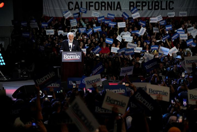 Các ứng viên Tổng thống Mỹ làm gì trước ngày bầu cử 'Siêu thứ ba'? - Hình 5 Cac ung vien Tong thong My lam gi truoc ngay bau cu 'Sieu thu ba'?-Hinh-5