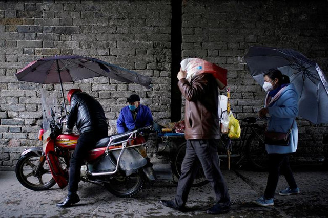 Hình ảnh chân thực về cuộc sống người dân Hồ Bắc sau khi hết phong tỏa - Hình 10 Hinh anh chan thuc ve cuoc song nguoi dan Ho Bac sau khi het phong toa-Hinh-10