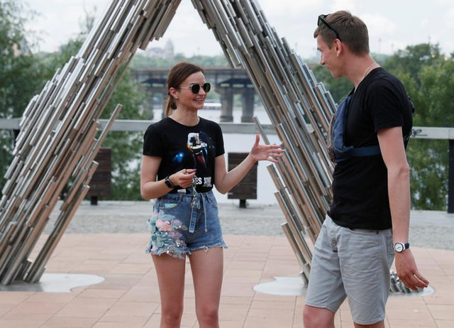Sau 123 ngày xích tay nhau thử thách tình yêu cặp đôi chia tay - Hình 5 Sau 123 ngay xich tay nhau thu thach tinh yeu cap doi chia tay-Hinh-5