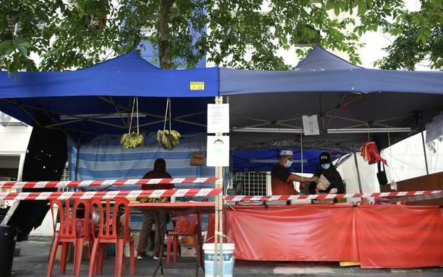 Cận cảnh cuộc sống vắng lặng của Malaysia giữa lệnh phong tỏa vì COVID-19 - Hình 6 Can canh cuoc song vang lang cua Malaysia giua lenh phong toa vi COVID-19-Hinh-6