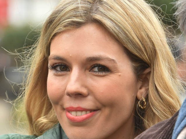 Cận cảnh nhan sắc của bạn gái tân Thủ tướng Anh Can canh nhan sac cua ban gai tan Thu tuong Anh