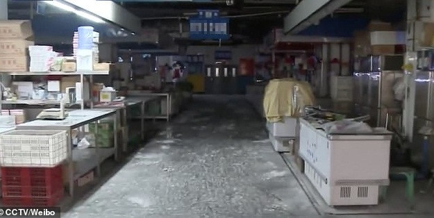 Ảnh hiếm chợ đầu mối là ổ dịch COVID-19 ở Bắc Kinh - Hình 7 Anh hiem cho dau moi la o dich COVID-19 o Bac Kinh-Hinh-7