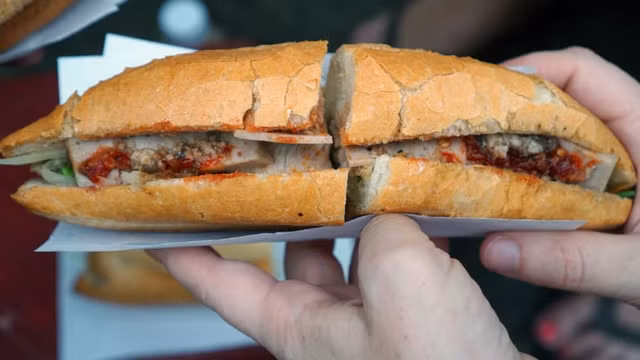 Diem danh nhung mon an nang tam am thuc Viet tren the gioi-Hinh-8