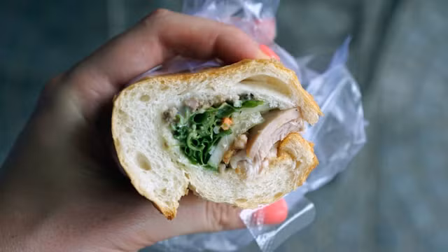 Diem danh nhung mon an nang tam am thuc Viet tren the gioi-Hinh-6