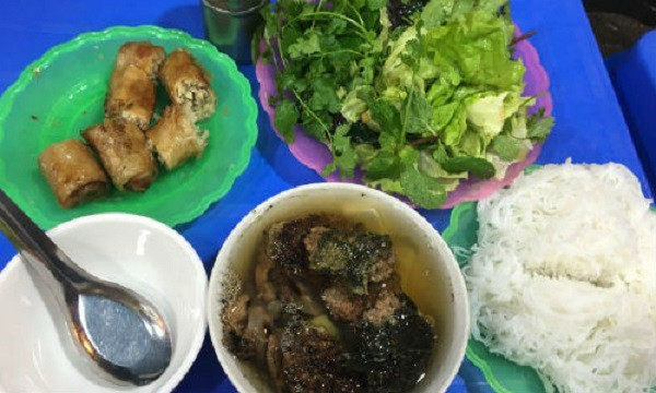 Điểm danh những món ăn nâng tầm ẩm thực Việt trên thế giới - Hình 5 Diem danh nhung mon an nang tam am thuc Viet tren the gioi-Hinh-5