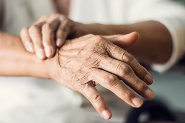 Loại nước rất phổ biến làm tăng nguy cơ Parkinson Loai nuoc rat pho bien lam tang nguy co Parkinson