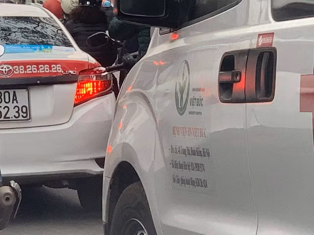 Dung xe cap cuu bien xanh cho thue dich vu: BV Viet Duc noi gi?-Hinh-2
