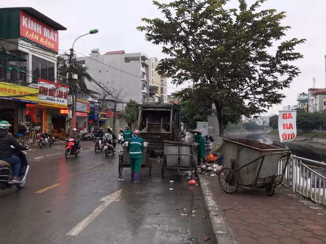 Hà Nội ra sao sau khi bãi rác Nam Sơn hoạt động trở lại? - Hình 3 Ha Noi ra sao sau khi bai rac Nam Son hoat dong tro lai?-Hinh-3