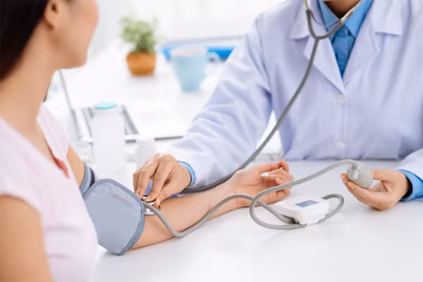 Hai vợ chồng mắc bệnh gan do ăn đậu phộng mốc - Hình 3 Hai vo chong mac benh gan do an dau phong moc-Hinh-3