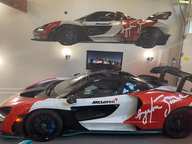 Đại gia Việt chi triệu đô mua siêu xe McLaren Senna Dai gia Viet chi trieu do mua sieu xe McLaren Senna
