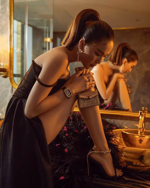 Những lần Ngọc Trinh bị chê kém sang dù ăn mặc sexy - Hình 8 Nhung lan Ngoc Trinh bi che kem sang du an mac sexy-Hinh-8