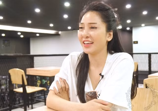 Chia sẻ clip nóng nghi của hotgirl nổi tiếng có thể bị phạt 15 năm tù Chia se clip nong nghi cua hotgirl noi tieng co the bi phat 15 nam tu