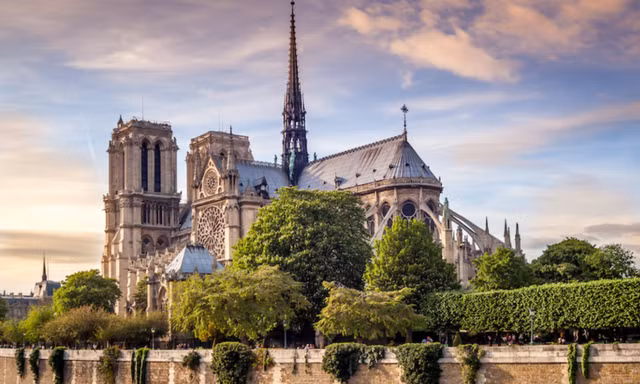 Nha tho Duc Ba Paris va nhung chuyen ky bi-Hinh-5