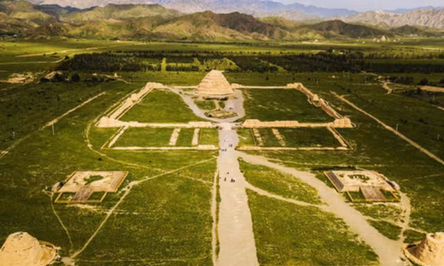 Bí ẩn 'kim tự tháp phương Đông' - Hình 3 Bi an 'kim tu thap phuong Dong'-Hinh-3