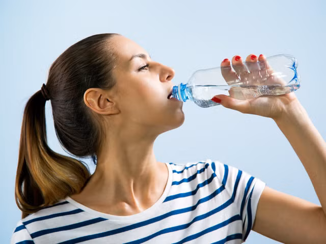Mẹo đơn giản tạo thói quen ăn uống lành mạnh ai cũng cần biết - Hình 9 Meo don gian tao thoi quen an uong lanh manh ai cung can biet-Hinh-9