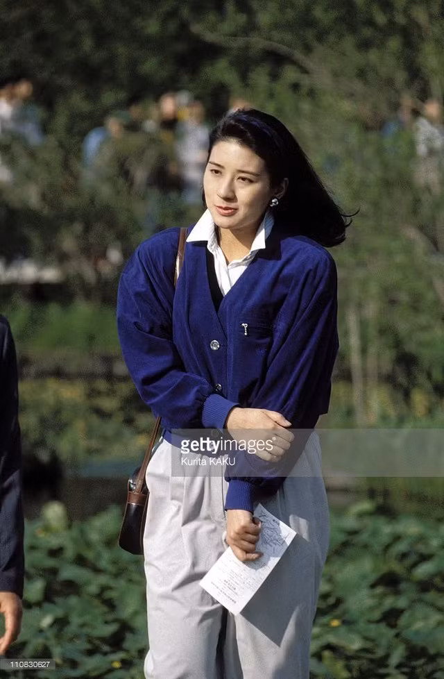 Nhan sac xinh dep cua Hoang hau Nhat Ban thoi tre-Hinh-2