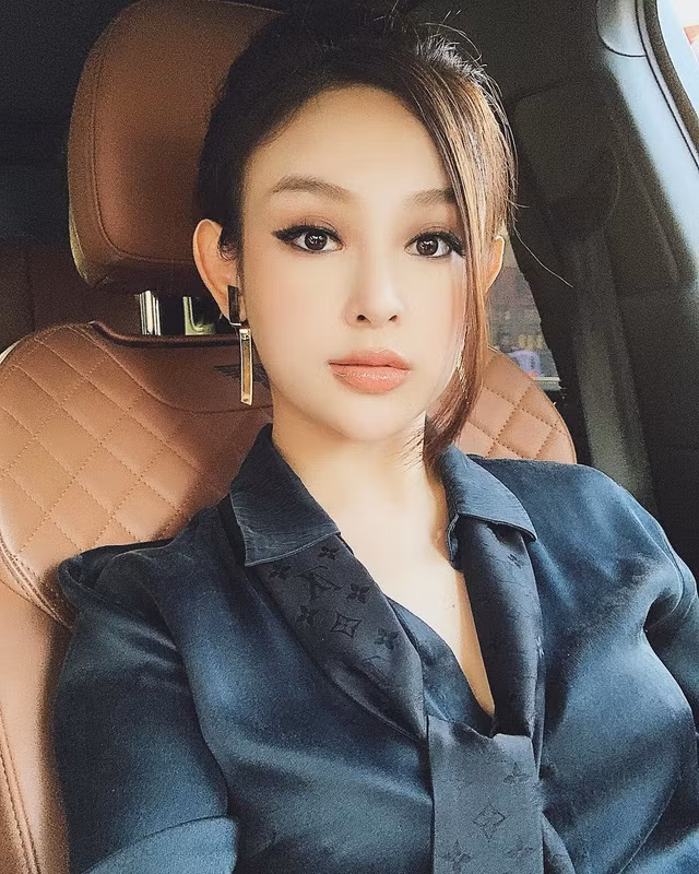 Những hot girl Việt tuổi 30 với khối tài sản khổng lồ - Hình 7 Nhung hot girl Viet tuoi 30 voi khoi tai san khong lo-Hinh-7