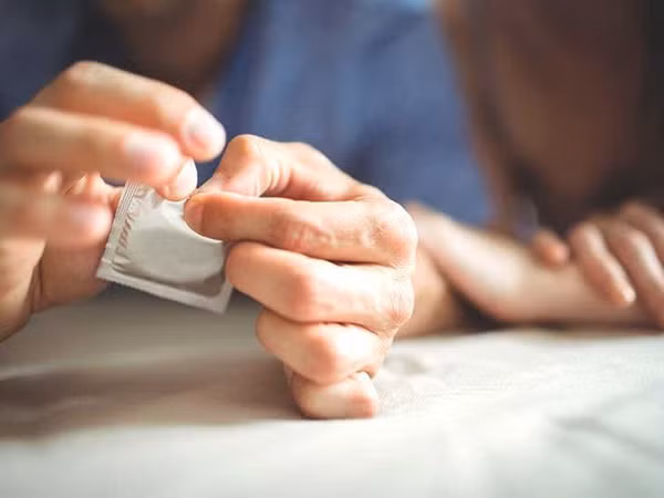 Vì sao phụ nữ ngại dùng bao cao su? - Hình 3 Vi sao phu nu ngai dung bao cao su?-Hinh-3