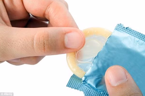 Vì sao phụ nữ ngại dùng bao cao su? - Hình 10 Vi sao phu nu ngai dung bao cao su?-Hinh-10
