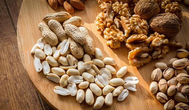 Tiêu thụ các loại hạt giúp ngừa tăng cân và giảm nguy cơ béo phì - Hình 7 Tieu thu cac loai hat giup ngua tang can va giam nguy co beo phi-Hinh-7