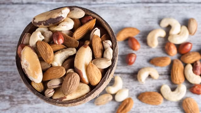 Tiêu thụ các loại hạt giúp ngừa tăng cân và giảm nguy cơ béo phì - Hình 8 Tieu thu cac loai hat giup ngua tang can va giam nguy co beo phi-Hinh-8
