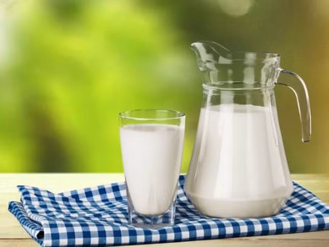 Lưu ý 4 loại sữa tưởng bổ nhưng rất ít dinh dưỡng cho trẻ - Hình 5 Luu y 4 loai sua tuong bo nhung rat it dinh duong cho tre-Hinh-5