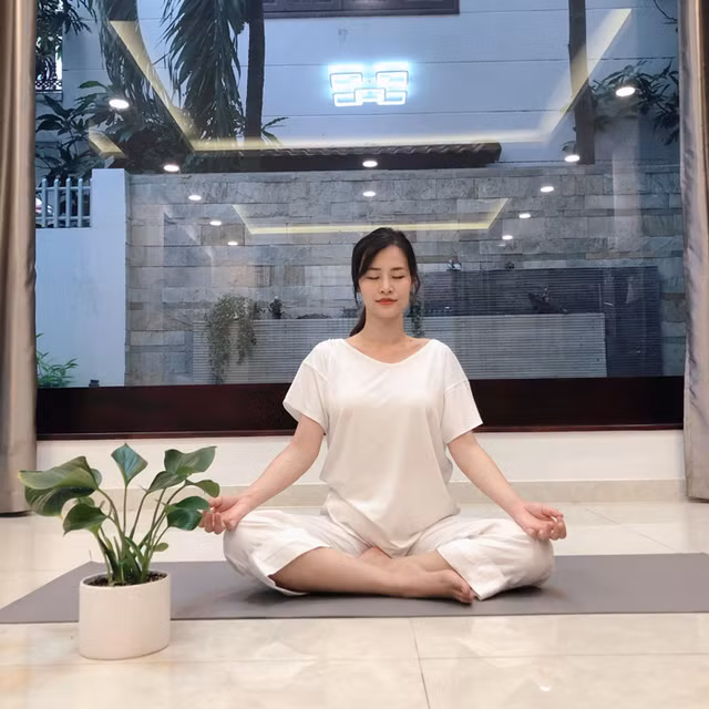 Môn yoga tuyệt vời cho bà bầu? - Hình 3 Mon yoga tuyet voi cho ba bau?-Hinh-3