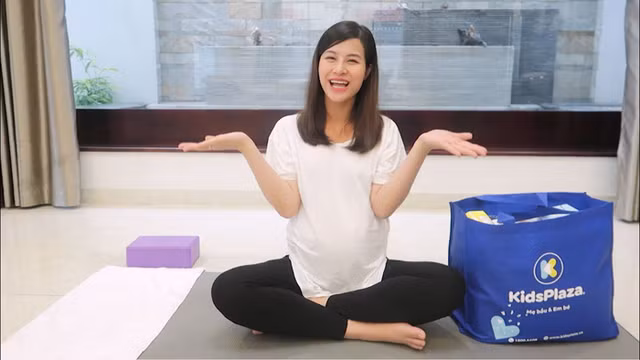 Môn yoga tuyệt vời cho bà bầu? - Hình 5 Mon yoga tuyet voi cho ba bau?-Hinh-5