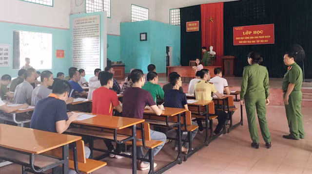 Vợ trùm ma túy Tàng “Keangnam” tiết lộ bí mật gì chưa từng bật mí? - Hình 2 Vo trum ma tuy Tang “Keangnam” tiet lo bi mat gi chua tung bat mi?-Hinh-2
