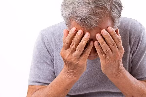 Tưởng chỉ bị nghẹt mũi, người đàn ông bàng hoàng biết mắc bệnh hiểm Tuong chi bi nghet mui, nguoi dan ong bang hoang biet mac benh hiem