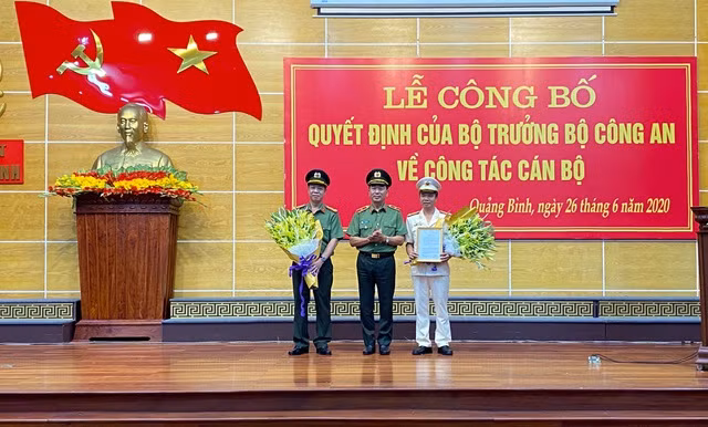 Chân dung 2 tân giám đốc Công an Quảng Bình, Quảng Trị - Hình 2 Chan dung 2 tan giam doc Cong an Quang Binh, Quang Tri-Hinh-2