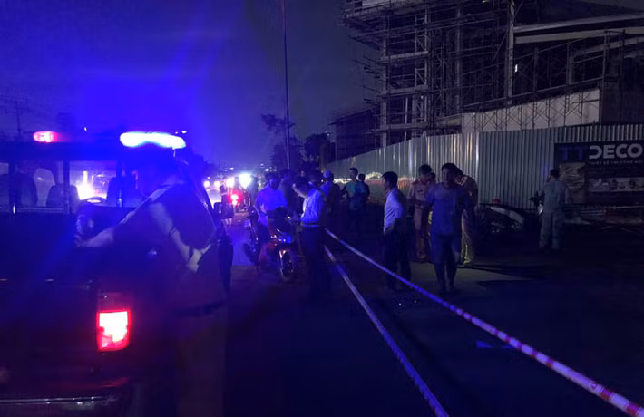 Nhiều khu vực trên địa bàn quận 2 bị mất điện do sự cố giữa thời tiết oi bức khiến người dân một phen khốn đốn.