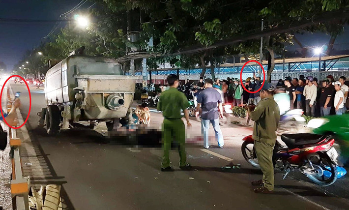 Điều đáng nói là có rất đông người hiếu kỳ vây kín để theo dõi gây cản trở giao thông và công tác khám nghiệm của nhà chức trách.