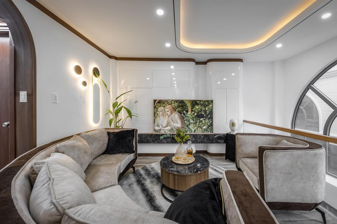 Tổng chi phí cho ngôi nhà khoảng 900 triệu đồng bao gồm nội thất (trừ thiết bị điện tử).