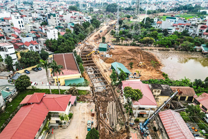 Dự án cải tạo kênh Thụy Phương và xây dựng trạm bơm tiêu với tổng mức đầu tư hơn 920 tỷ đồng đang được thi công khẩn trương, hướng tới mục tiêu hoàn thành trước ngày 30/4/2026.