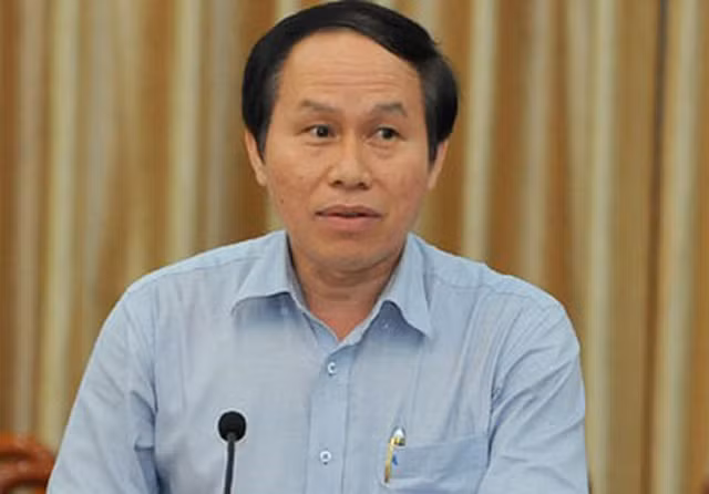 Tien si Luat hoc la tan Bi thu Tinh uy Hau Giang