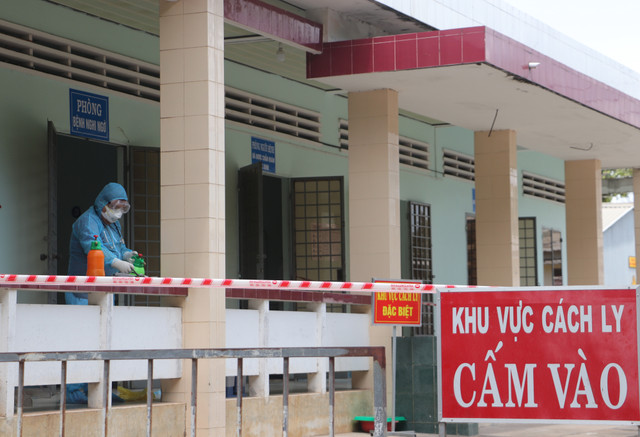 Mẹ của bệnh nhân thứ 123 có kết quả âm tính với Covid-19 Me cua benh nhan thu 123 co ket qua am tinh voi Covid-19