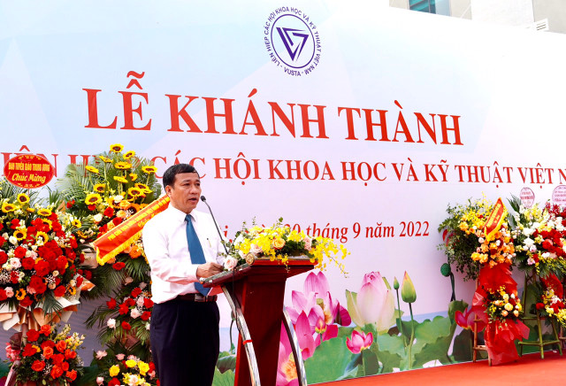 Chùm ảnh Lễ khánh thành trụ sở Liên hiệp Hội Việt Nam - Hình 13 Chum anh Le khanh thanh tru so Lien hiep Hoi Viet Nam-Hinh-13