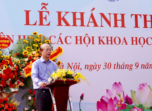 Chùm ảnh Lễ khánh thành trụ sở Liên hiệp Hội Việt Nam - Hình 14 Chum anh Le khanh thanh tru so Lien hiep Hoi Viet Nam-Hinh-14