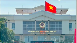 Phường Ninh Hòa: Công ty Điện Hoàng Quân "một mình một chợ" tại các gói thầu chỉ định [Kỳ 1]