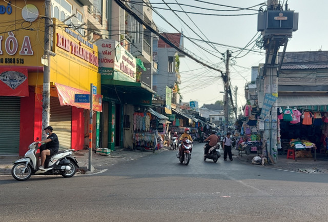 TP Thủ Đức: Cận cảnh đường số 4 trước khi nâng cấp, cải tạo TP Thu Duc: Can canh duong so 4 truoc khi nang cap, cai tao