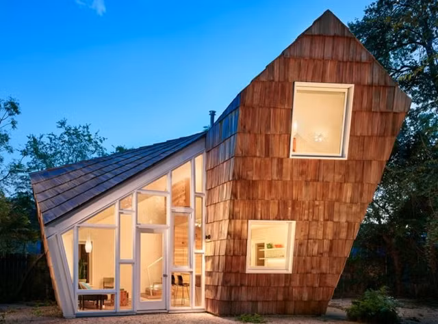 Pha vo gioi han thong thuong, ngoi nha 'to ong' van tuyet dep