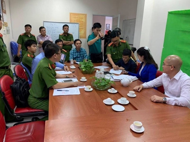 Công an TP HCM nói gì về việc khởi tố vụ án ở Công ty Alibaba? Cong an TP HCM noi gi ve viec khoi to vu an o Cong ty Alibaba?