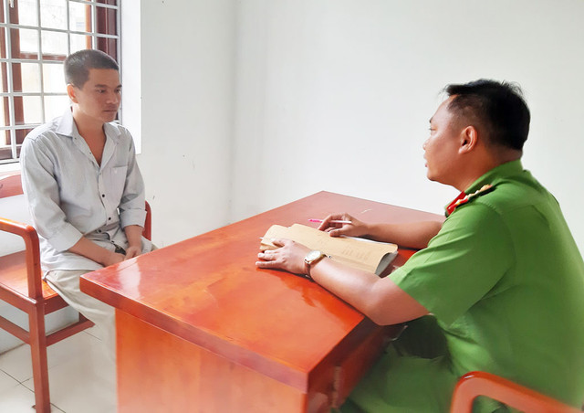 Tài xế container cùng bạn uống 1,5 lít rượu rồi gây tai nạn kinh hoàng 4 người tử vong Tai xe container cung ban uong 1,5 lit ruou roi gay tai nan kinh hoang 4 nguoi tu vong