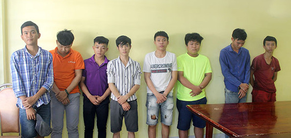 Bắt đối tượng trong nhóm giang hồ trực tiếp vác mã tấu chém dân phòng Bat doi tuong trong nhom giang ho truc tiep vac ma tau chem dan phong