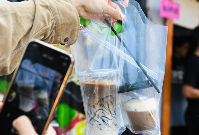 Bác sĩ khuyên hai nhóm người tuyệt đối không uống cà phê muối Bac si khuyen hai nhom nguoi tuyet doi khong uong ca phe muoi