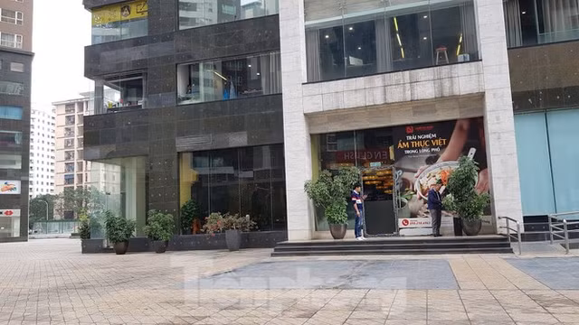 Khan truong dut diem vu dung tang 1 chung cu lam nha hang o Ha Noi-Hinh-5