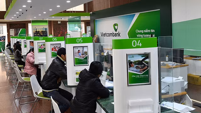 Gio G hen tang von 10 nghin ty cho Vietcombank va VietinBank sap diem