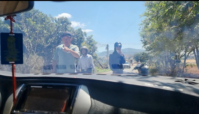 Khai thác khoáng sản không phép còn đe dọa phóng viên - Hình 6 Khai thac khoang san khong phep con de doa phong vien-Hinh-6